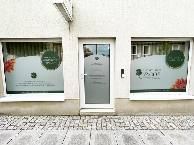 Bestattungen Jacob Schaufenstergestaltung